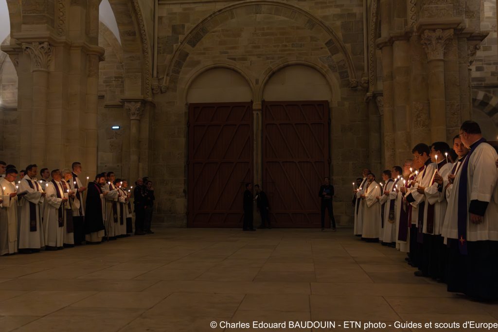 20241102 vezelay ceb cer52268 avec accentuation bruit